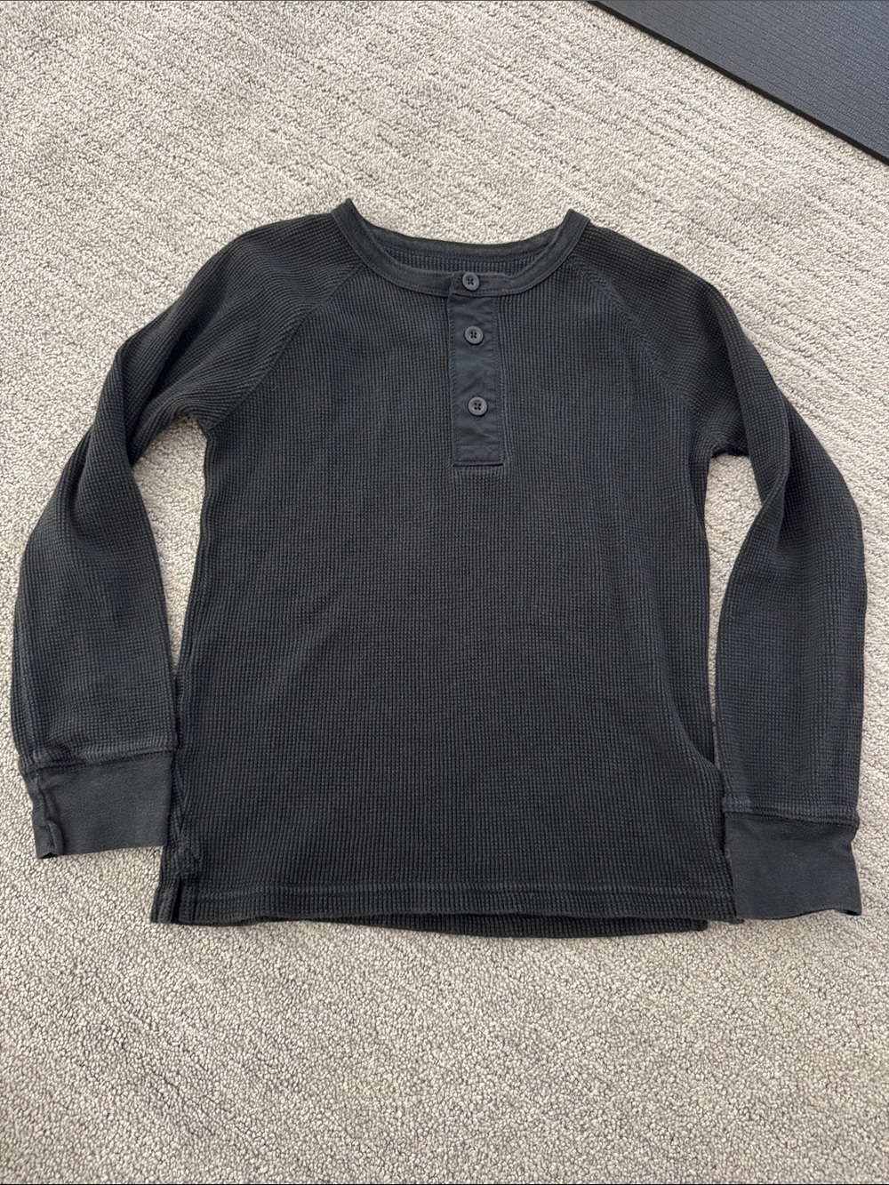 Gap Kids Long-Sleeve Waffle Henley Shirt - Black M